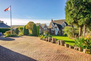 Photo 7- click for photo gallery